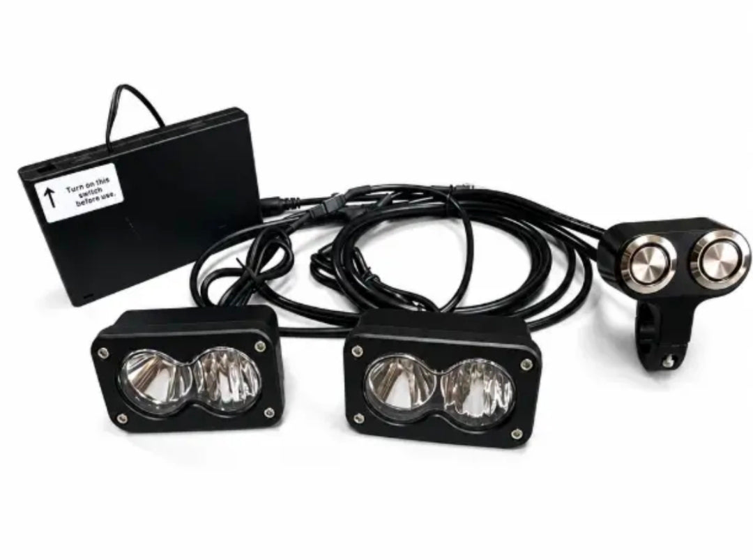 All bikes!! Battery powered chaselight with baja light