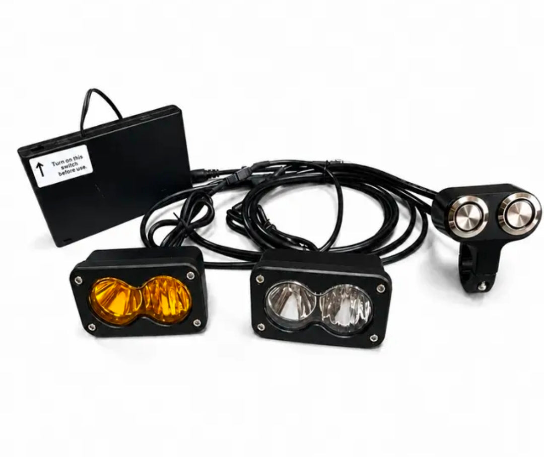All bikes!! Battery powered chaselight with baja light